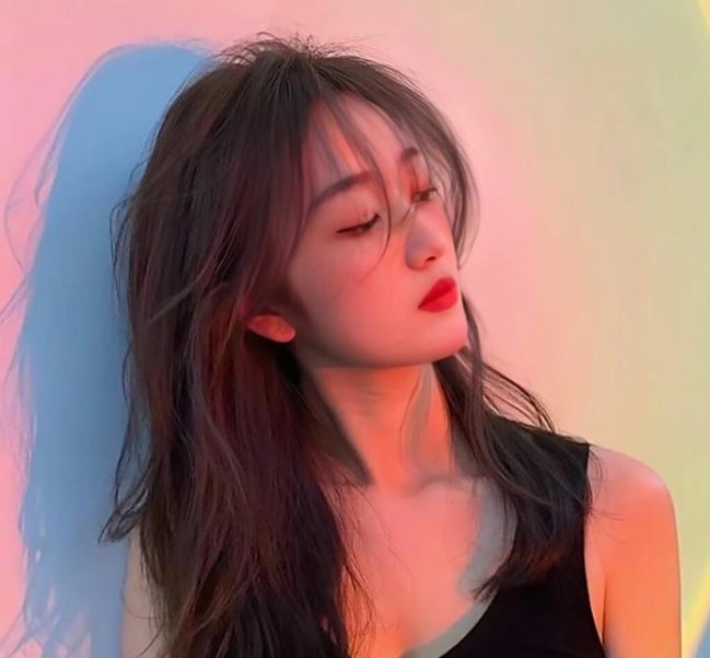 在拥挤的房间拥抱